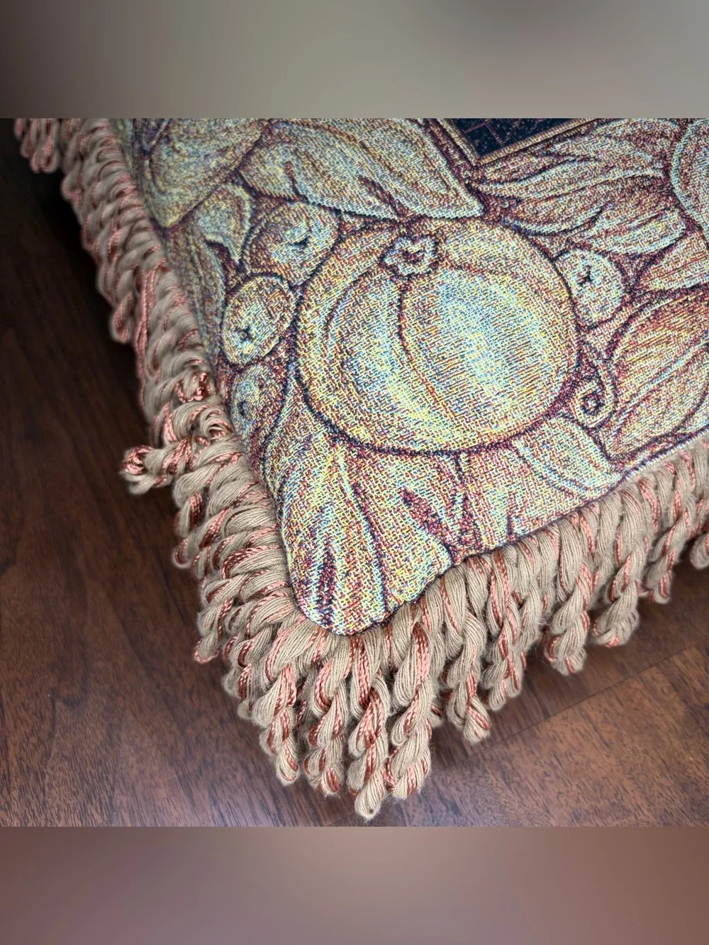 Vtg Riddle Home Tapestry Fruit Throw Pillow Fringes Woven Pat Campbell Weavetec